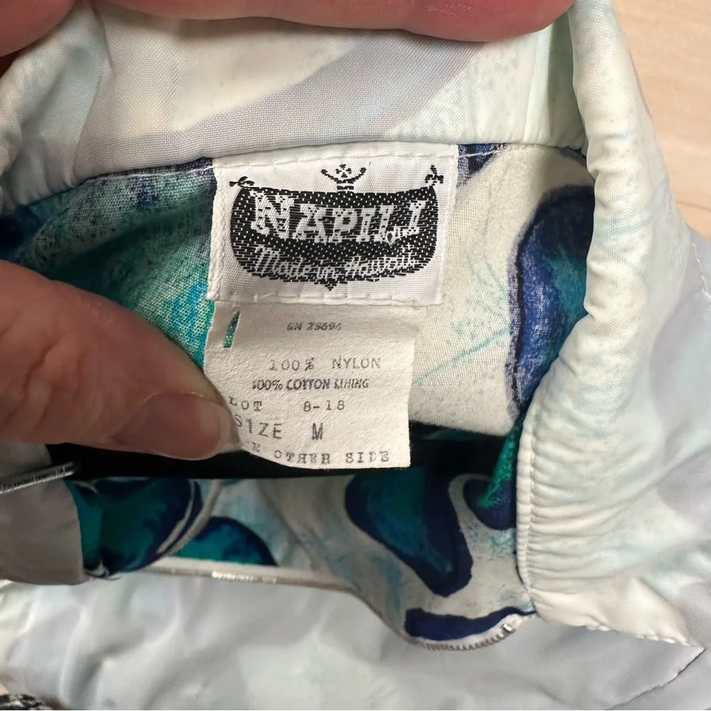 Vintage Napili Hawaiian windbreaker - Picture 6 of 12